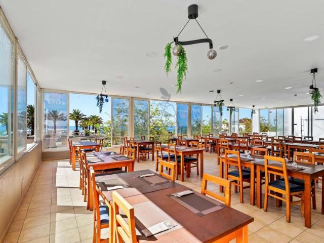 Praia da Rocha Algarve 103356495
