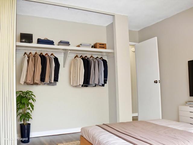 Prairie Manor Studio Apartment for Rent at 11820 101 St Nw, Edmonton, AB T5G 2B7 Westwood
