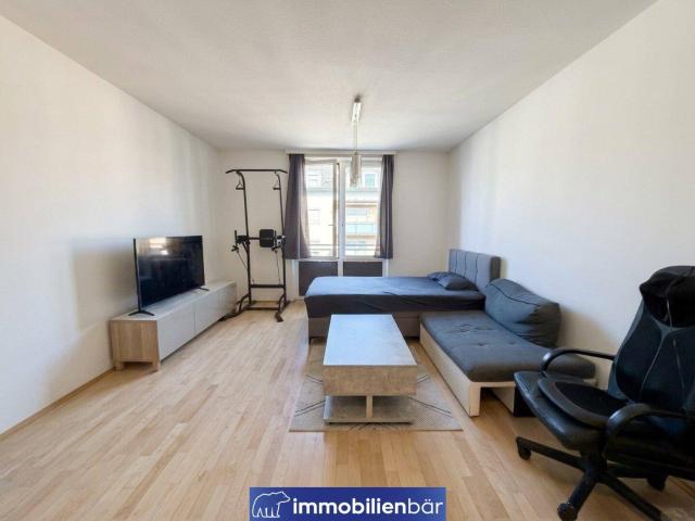 Praktische, möblierte Wohnung mit Küche