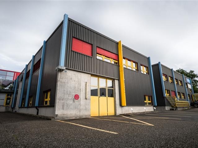 Praktische Lagerfläche in der Industriezone Burgdorf