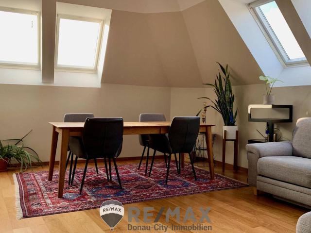 Praktische 2,5 Zimmer Wohnung nahe Augarten hell & optimal geschnitten freier Mietzins