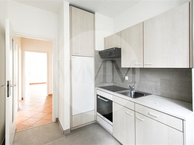 PRAKTISCHE 3.5 ZIMMER WOHNUNG IN MENDRISIO