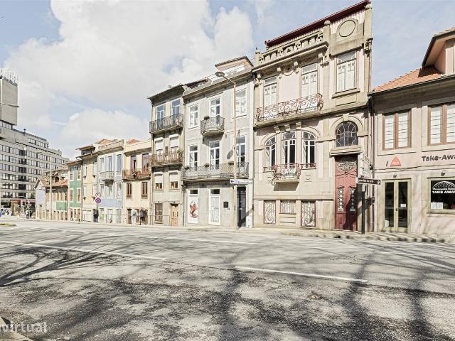 Prdio >=T10 Venda em Lordelo do Ouro e Massarelos,Porto
