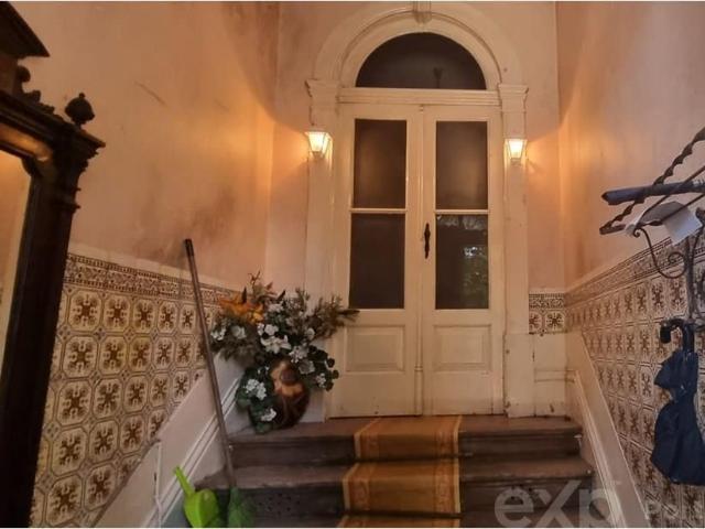 PRDIO COM CASA ARMAZM E LOJA NA AGUDA VILA NOVA DE GAIA