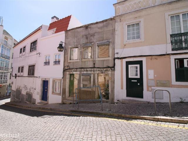 Prdio em Runa Almada
