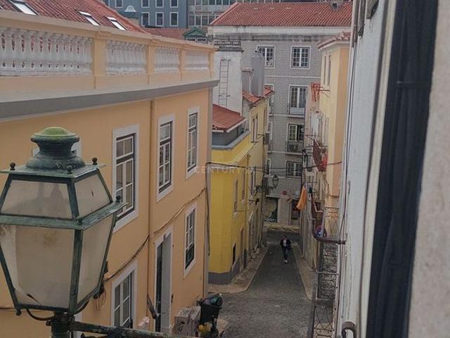 Prdio na Freguesia de Santo Antnio em Lisboa