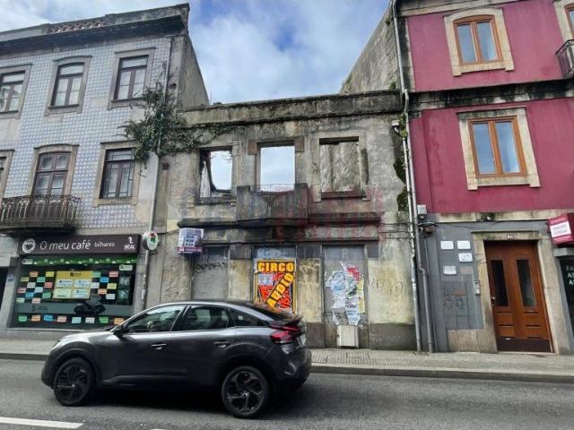 Prdio para Restauro no Centro da Pvoa de Varzim