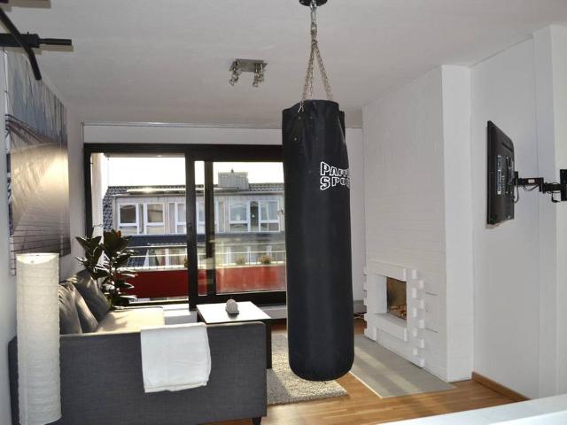 Pretty and gorgeous flat near the river rhine / convention centre, Koln Amsterdam Apartments for Rent