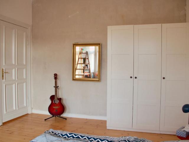 Pretty and quiet apartment with 2 west facing balconies in Friedrichshain, Berlin Amsterdam Apartments for Rent