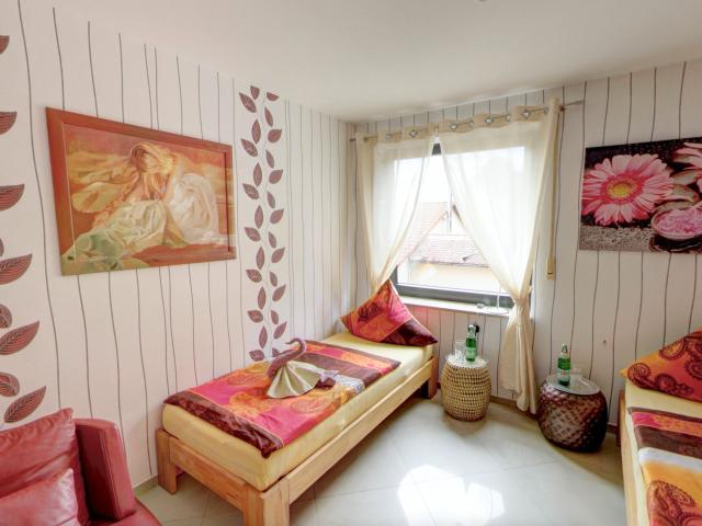 Pretty home in Roßtal