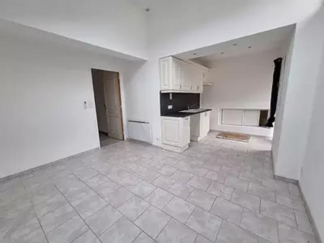 Préval 72400 Location maison 2 pièces t2 au dernier étage