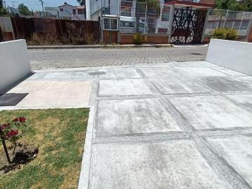 Preventa de casa con cuatro recamaras, terraza y jardín en Tlaxcala