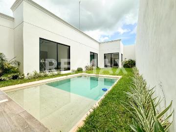 Preventa de casa de 1 planta con 3 habitaciones en UKUM Residencial, Conkal