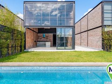 ¡PREVENTA, LOFT ESTILO URBAN/INDUSTRIAL CON ALBERCA PROPIA! EN FRACC. AIYANA