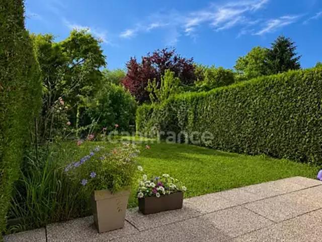 Prévessin Moëns 01280 Achat / Vente maison 4 pièces t4 jardin terrasse