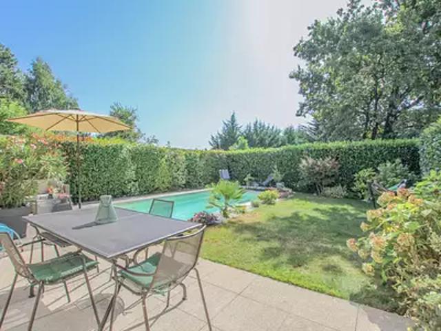 Prévessin Moëns 01280 Achat / Vente maison 6 pièces t6 piscine terrasse