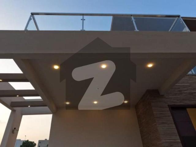 Precinct 17 500 Sq. Yards Villa 5 Bedrooms vip prime location Bahria Town Precinct 17