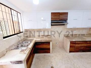 PRECIO AJUSTADO VENTA LINDA CASA REMODELADA EN SAN BORJA