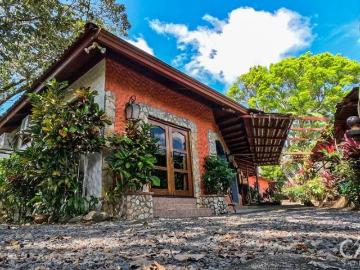 Precio Reducido! Casa convenientemente ubicada en venta en El Francés