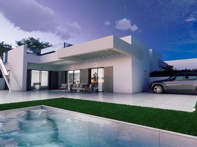 PRECIOSA VILLA AMPLIA CON PISCINA Y PARKING