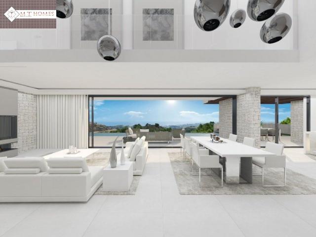PRECIOSA VILLA DE LUJO CON VISTAS AL MAR Y MONTAÑA LA LOMA DE MIJAS
