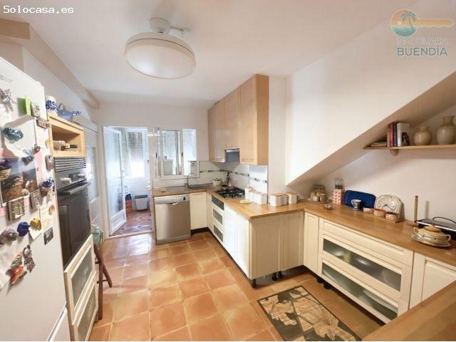 PRECIOSA VIVIENDA EN PLANTA BAJA CON APARTAMENTO INDEPENDIENTE EN ISLA PLANA