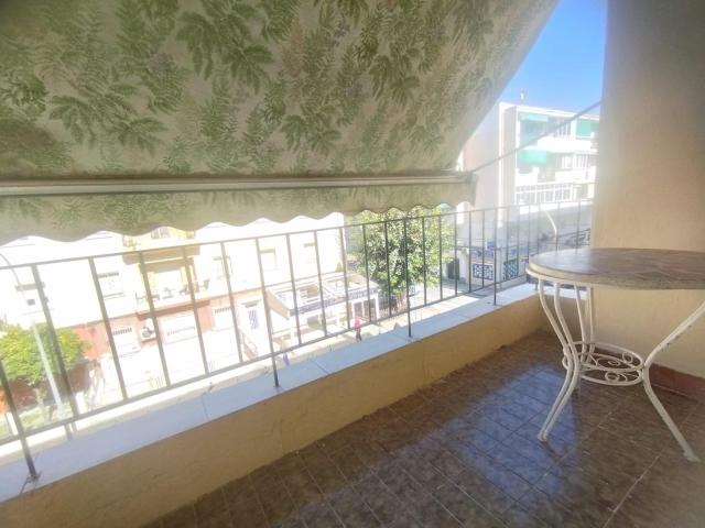 Preciosa vivienda reformada a estrenar con jardin en Alicante, junto Plaza Manila