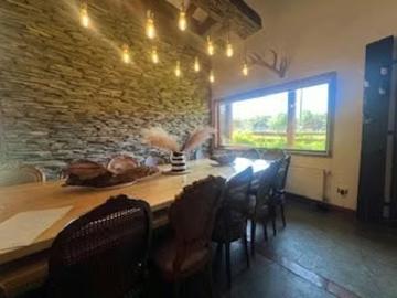 Preciosa y amplia casa en venta amoblada 4 dorm 3 b quincho | 6 Dormitorios por 880000. 00 en Curacautín