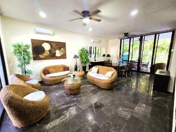 Preciosa Casa Amueblada en Privada Altozano