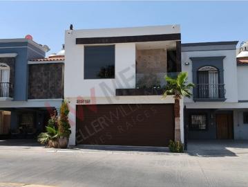 Preciosa Casa con Acabados de Lujo y Amplios Espacios para tu Familia, en Venta!