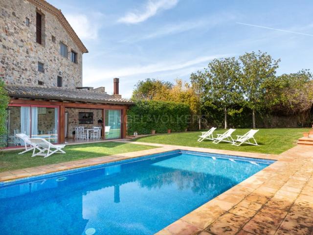 Preciosa casa con piscina en Torrent 0m² Torrent d'Emporda