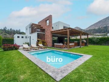 PRECIOSA CASA DE CAMPO EN VENTA, LA QUEBRADA, CIENEGUILLA