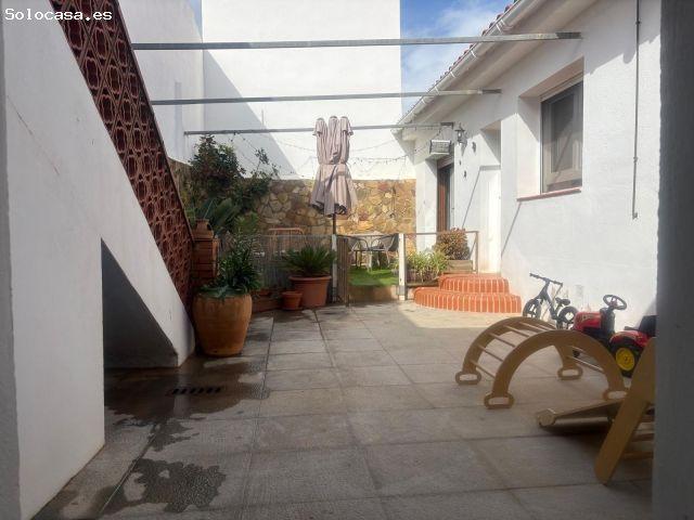 Preciosa casa de pueblo reformada en Villar del Arzobispo