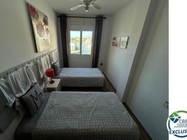Preciosa casa de pescador con licencia turística en Caballito de mar delante de los puentes, vista c