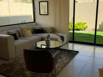 Preciosa Casa en Cumbres del Lago, Tipo Duplex, Gran Jard?n en L, Alberca, Gym.