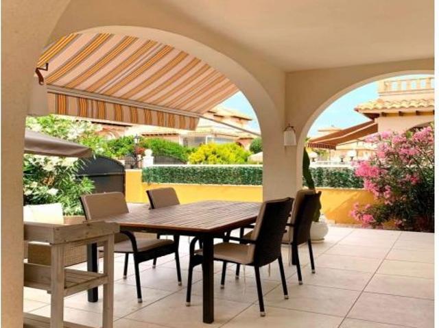 Preciosa casa en Lomas de Cabo Roig