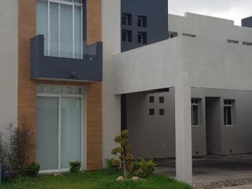 Preciosa casa en renta en Tampico, Tamaulipas, Fraccionamiento Arcángeles