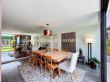 Preciosa Casa con jardín en Surco limite con Miraflores