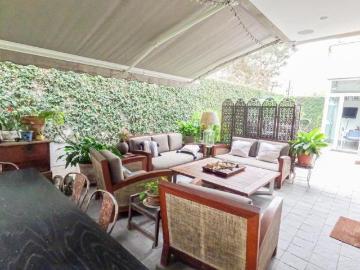 PRECIOSA CASA en VENTA en SAN ISIDRO