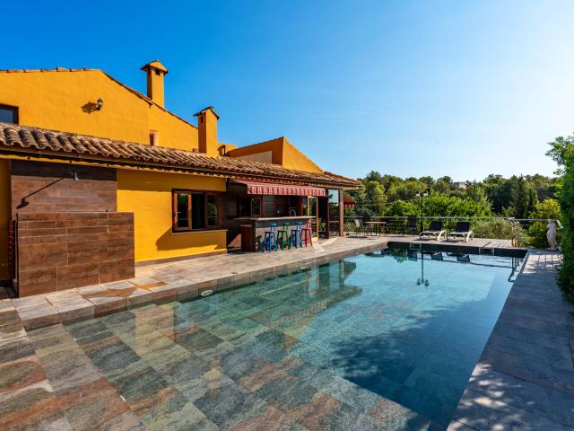 Preciosa finca en pacífica zona residencial a las afueras de Esporles