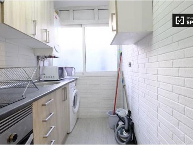 Preciosa habitación con cama individual en alquiler en Getafe