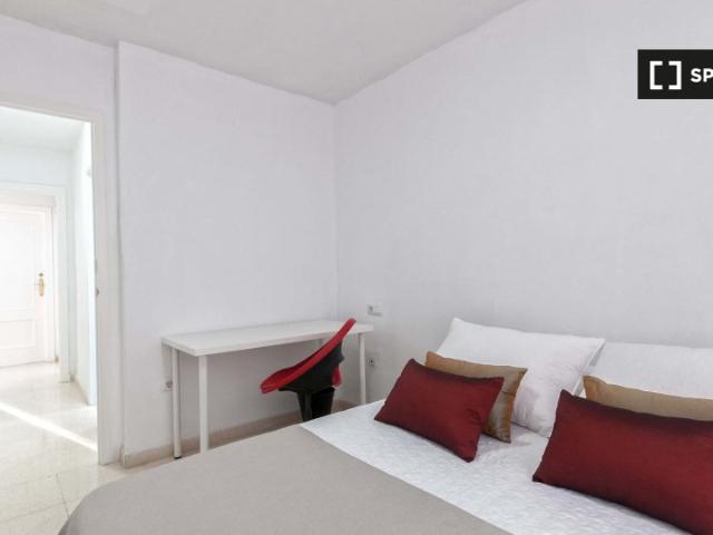 Preciosa habitación en alquiler en Pio XII, Alicante