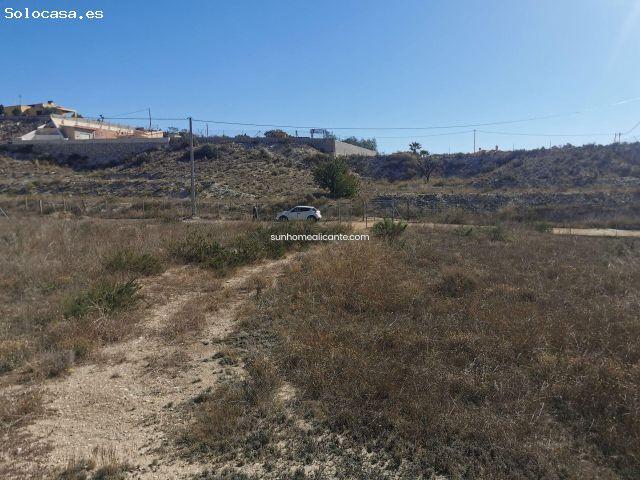 Preciosa parcela urbana a solo 15 mn de Alicante