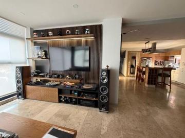 Precioso y amplio depto de Lujo con todas las comodidades en VENTA