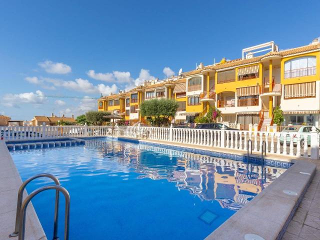 Precioso apartamento cerca de la playa Torrevieja Alicante, España