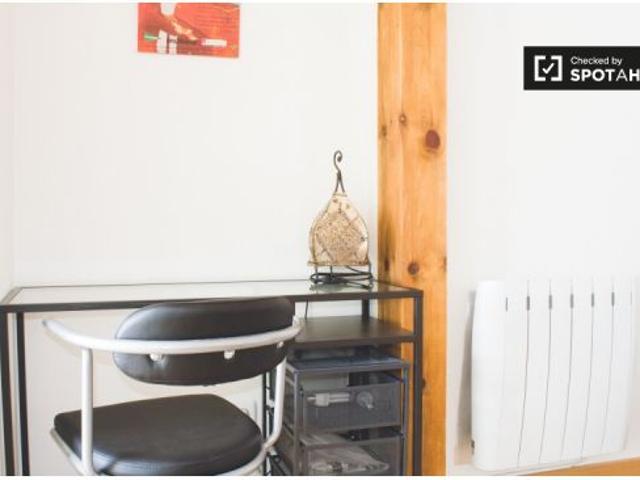 Precioso apartamento de 1 dormitorio con terraza en alquiler en Madrid Centro