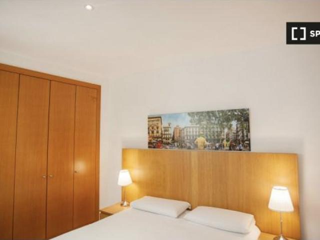 Precioso apartamento de 1 dormitorio en alquiler cerca del metro en el centro de Ciutat Vella
