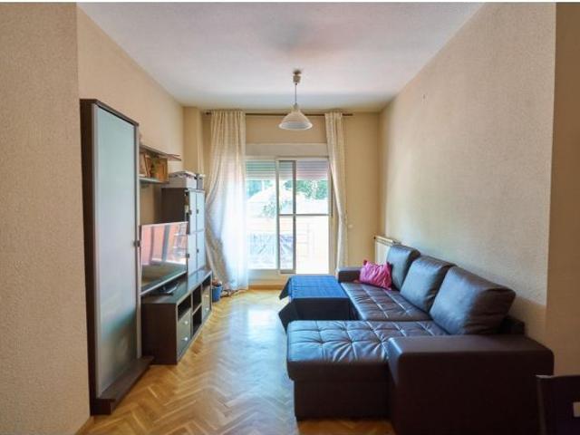 Precioso bajo con patio privado en Parque Coimbra, Móstoles