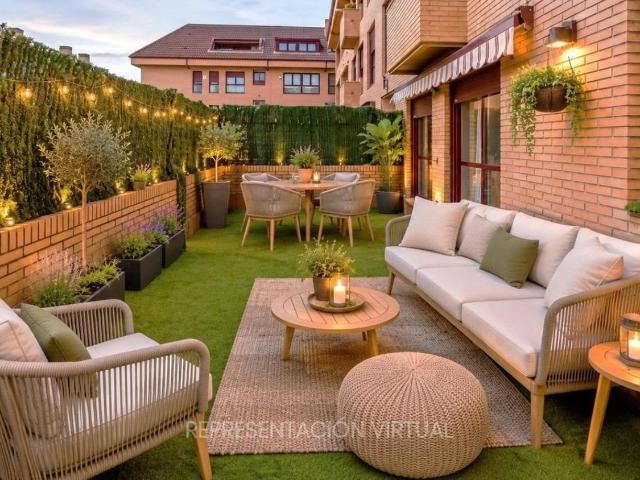 ^Precioso Bajo Reformado Con Gran Jardín Privado, Piscina. 0m² Las Rozas de Madrid