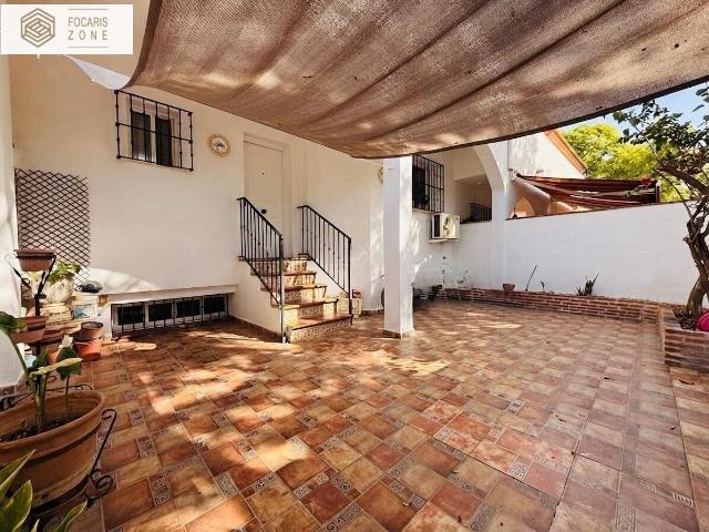 PRECIOSO CHALET EN CHURRIANA